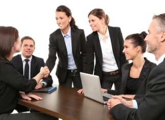 Jaki garnitur na 2023 rok?