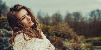 Co zrobić aby fryzura długo się trzymała?