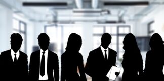 Jaki rozmiar spodni na 165?