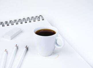 Jakie pierwsze gumki do włosów?